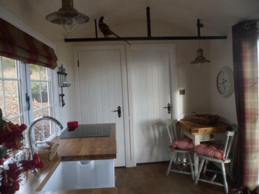 Borthwickbrae Shepherd'S Hut Hawick Eksteriør billede